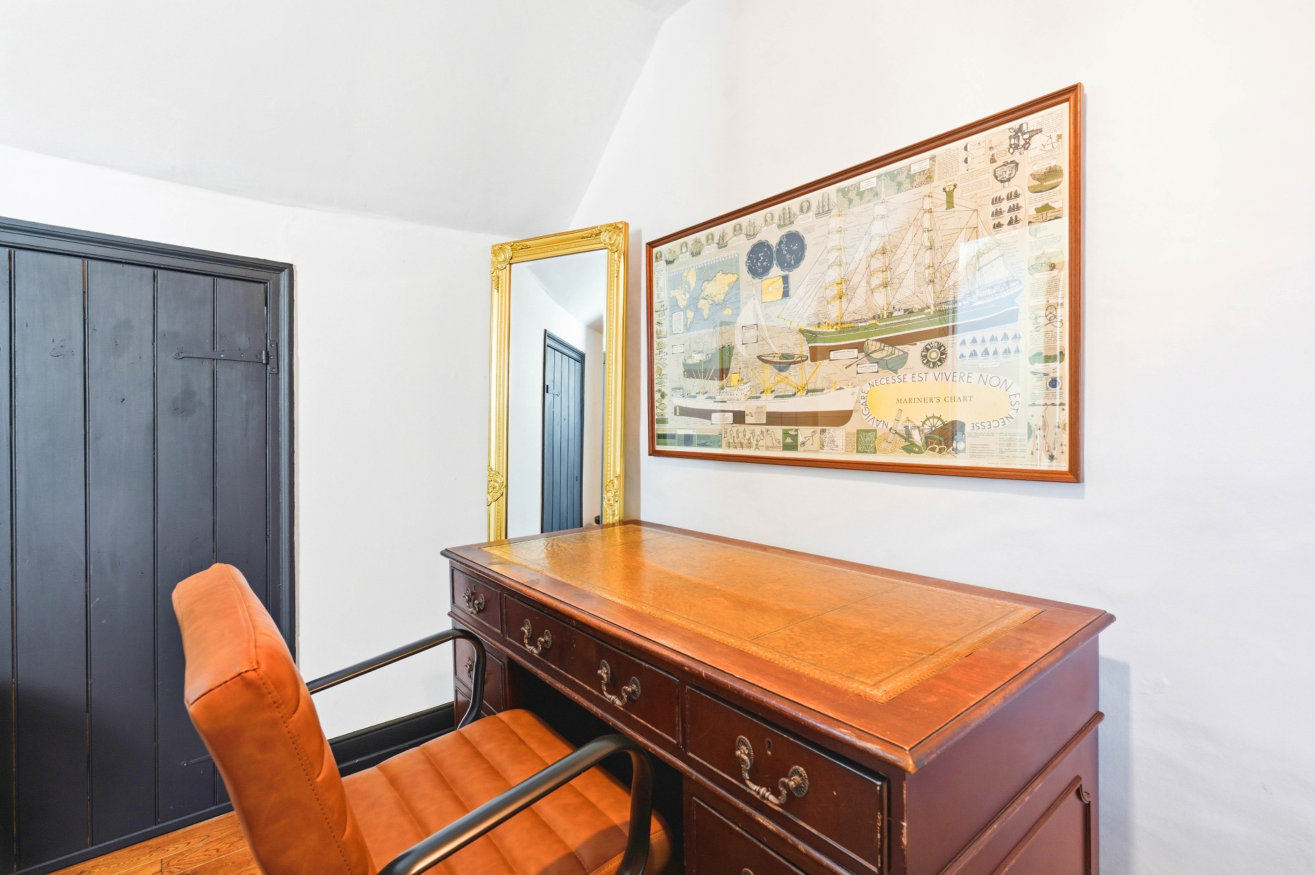 Vintage desk and chair in Bedroom One